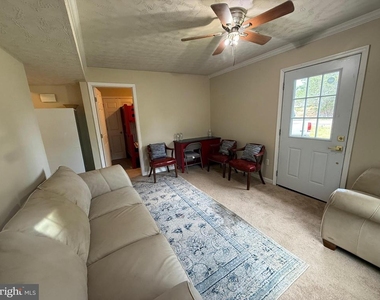 7 Patton Lane - Photo Thumbnail 5