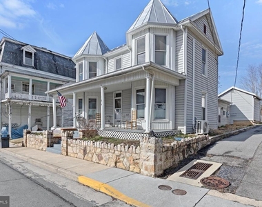 106 N Main Street - Photo Thumbnail 1