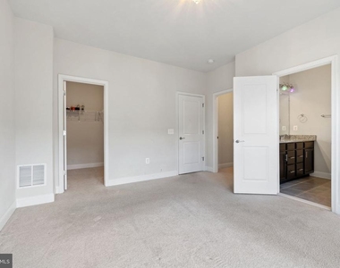 1953 Greenbriar Hall Road - Photo Thumbnail 15