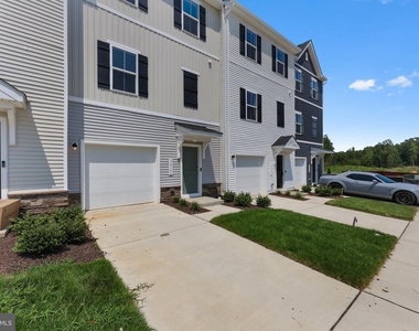 36161 Wilderness Shores Way - Photo Thumbnail 2