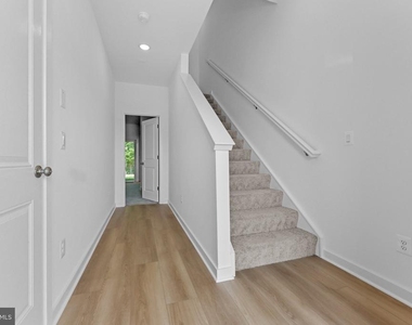 36161 Wilderness Shores Way - Photo Thumbnail 3
