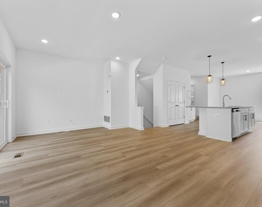36161 Wilderness Shores Way - Photo Thumbnail 9