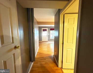 9799 Mock Orange Court - Photo Thumbnail 27