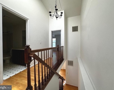 9799 Mock Orange Court - Photo Thumbnail 21