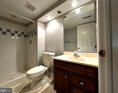 9799 Mock Orange Court - Photo Thumbnail 26