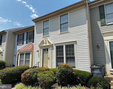 9799 Mock Orange Court - Photo Thumbnail 1