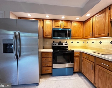 9799 Mock Orange Court - Photo Thumbnail 9