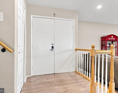 109 Biscayne Court - Photo Thumbnail 46