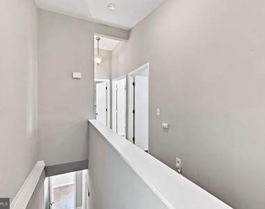 109 Biscayne Court - Photo Thumbnail 35