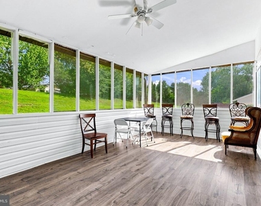 109 Biscayne Court - Photo Thumbnail 8