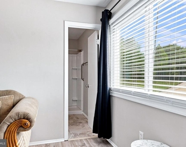 109 Biscayne Court - Photo Thumbnail 20