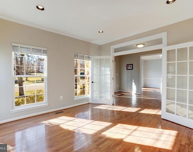 43258 Meadowood Court - Photo Thumbnail 23