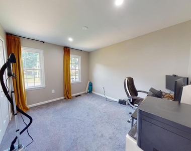 7628 Chancellor Way - Photo Thumbnail 14
