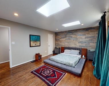 7628 Chancellor Way - Photo Thumbnail 12