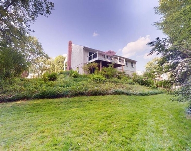 7628 Chancellor Way - Photo Thumbnail 29
