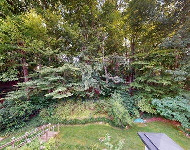 7628 Chancellor Way - Photo Thumbnail 24