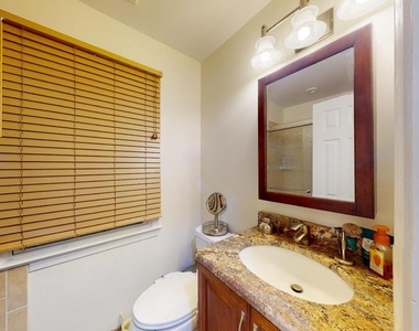 7628 Chancellor Way - Photo Thumbnail 22