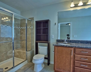 9612 Stockwell Lane - Photo Thumbnail 17