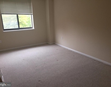 2230 George C Marshall Drive - Photo Thumbnail 5