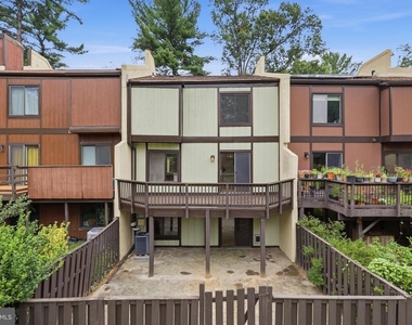 11092 Saffold Way - Photo Thumbnail 34