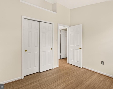14637 Stream Pond Drive - Photo Thumbnail 33