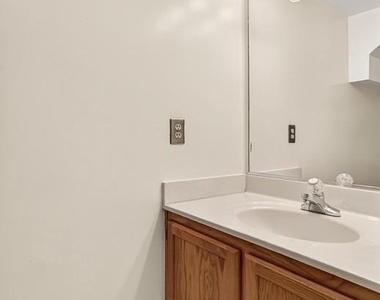 14637 Stream Pond Drive - Photo Thumbnail 39