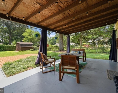 6426 Carriage Drive - Photo Thumbnail 38