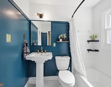 6426 Carriage Drive - Photo Thumbnail 32
