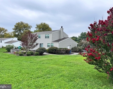 3001 Gatepost Lane - Photo Thumbnail 2