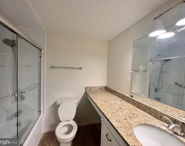 3001 Gatepost Lane - Photo Thumbnail 16
