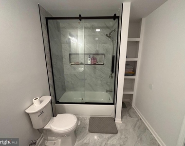 1118 Virginia Avenue - Photo Thumbnail 4