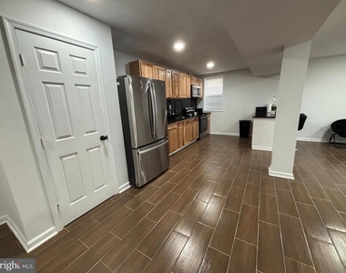 1118 Virginia Avenue - Photo Thumbnail 2