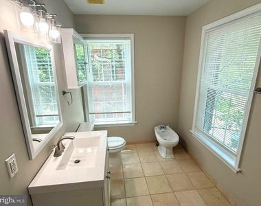1166 N Vernon Street - Photo Thumbnail 24
