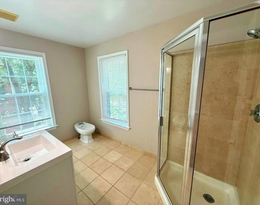 1166 N Vernon Street - Photo Thumbnail 23