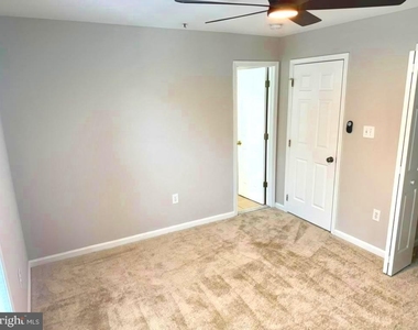 1166 N Vernon Street - Photo Thumbnail 22