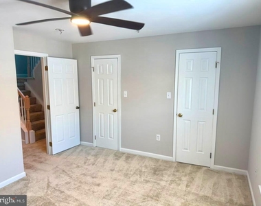 1166 N Vernon Street - Photo Thumbnail 17