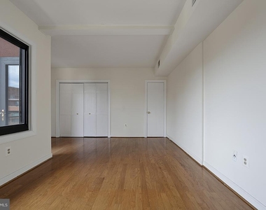 1021 Arlington Boulevard - Photo Thumbnail 20