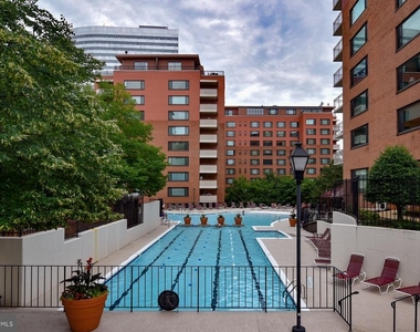 1021 Arlington Boulevard - Photo Thumbnail 60