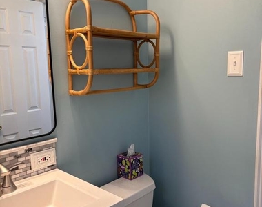 206 N George Mason Drive - Photo Thumbnail 27