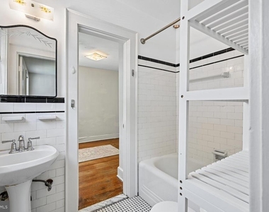 2799 Washington Boulevard - Photo Thumbnail 20