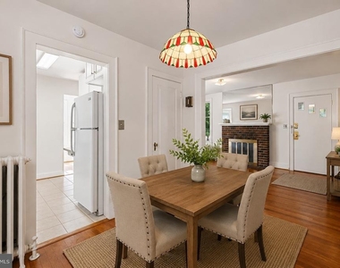 2799 Washington Boulevard - Photo Thumbnail 3