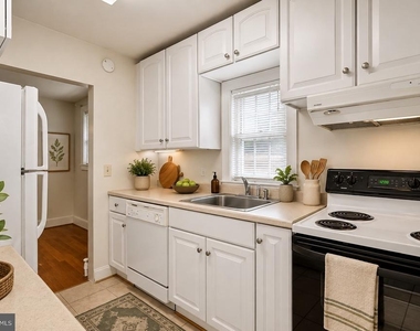2799 Washington Boulevard - Photo Thumbnail 5