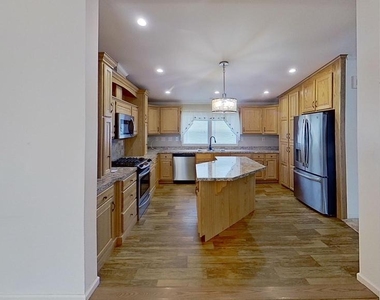 751 Natalie Lane - Photo Thumbnail 2