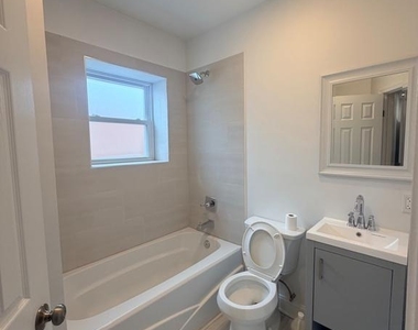 2321 S Front Street - Photo Thumbnail 10