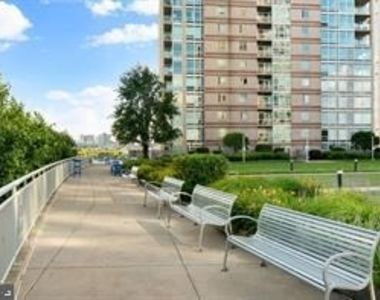 901 N Penn Street - Photo Thumbnail 2