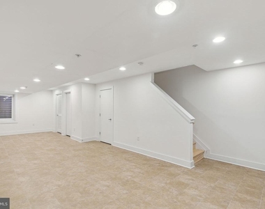 1130 N Front Street - Photo Thumbnail 36