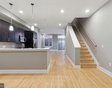 1130 N Front Street - Photo Thumbnail 1