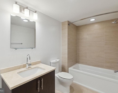 1130 N Front Street - Photo Thumbnail 17