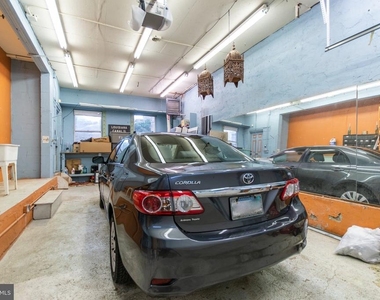 108 Richmond Street - Photo Thumbnail 14