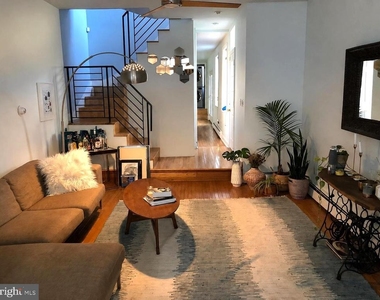 108 Richmond Street - Photo Thumbnail 1